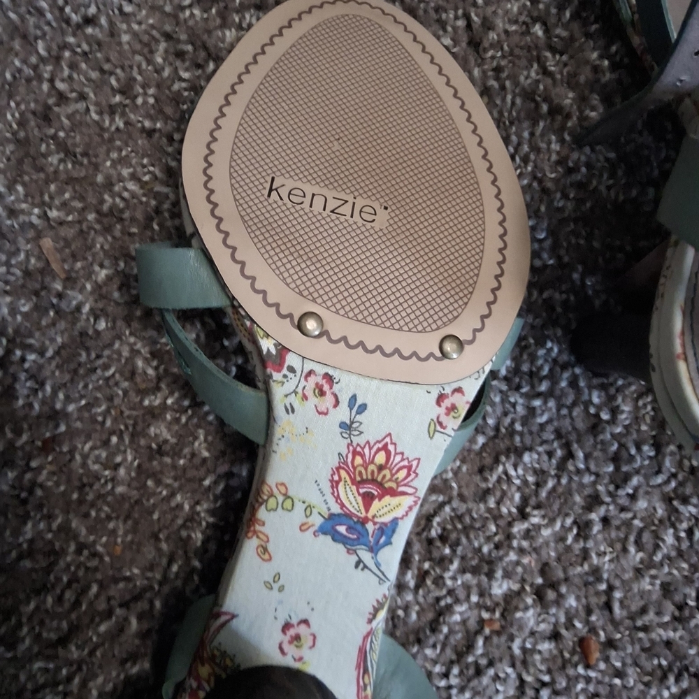 Kenzie Mint Green Strappy Sandals - Picture 12 of 16